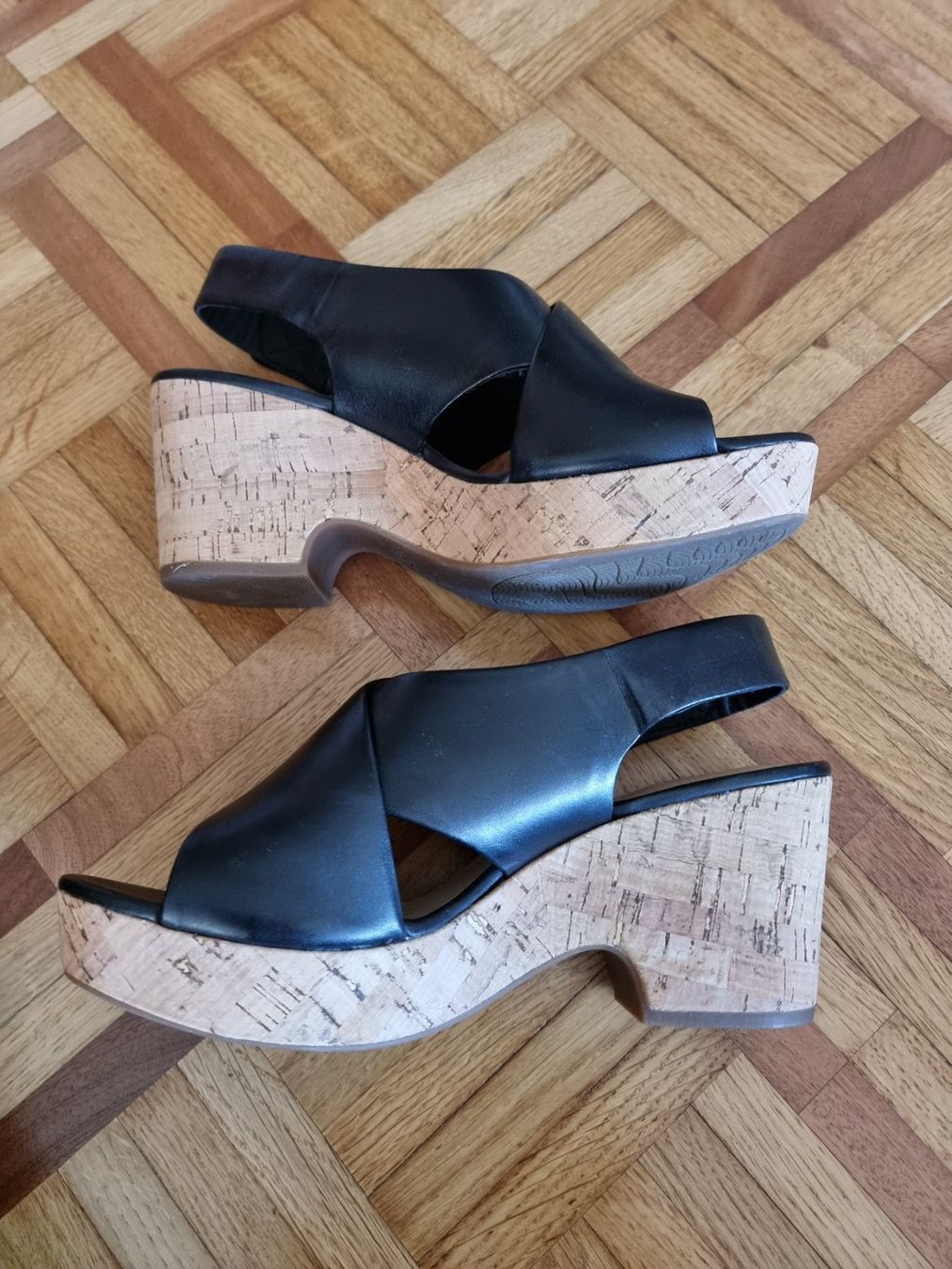 Clarks Damenschuhe: Sandales cuir noires Clarks taille 39 – Neu (gemäss Beschreibung) aus Veyrier von Leilazizou 4