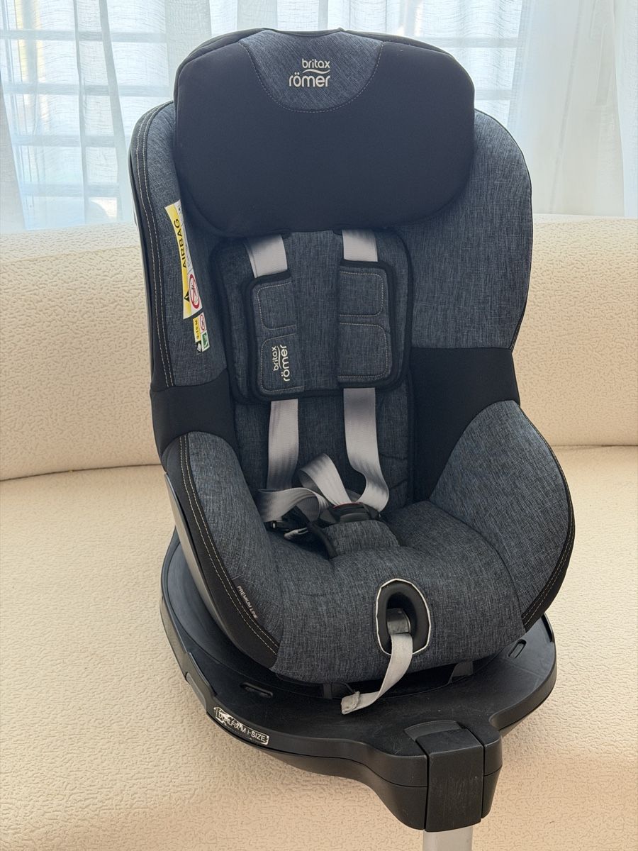 Britax Römer Seggiolini per auto: Britax Römer Dualfix M i-Size Premium Line – Nuovo (secondo la descrizione) da Reinach AG venduto da val_cr2k 5