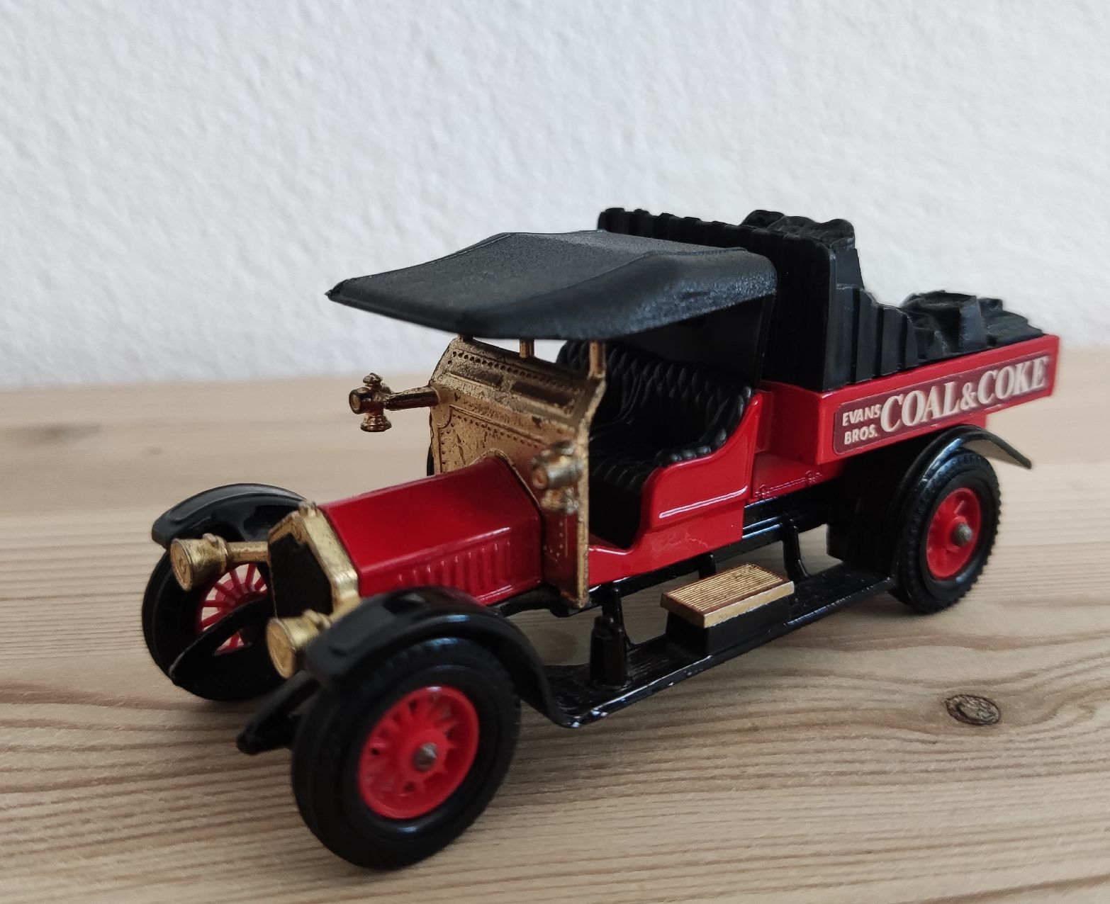 Matchbox Modellini d'auto: Match Box Autos – Usato da Chur venduto da Nisami 3