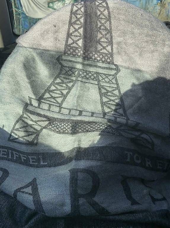 Foulards, Tücher & Schals: Foulard en Soie Paris – Gebraucht aus torgon von gucci39