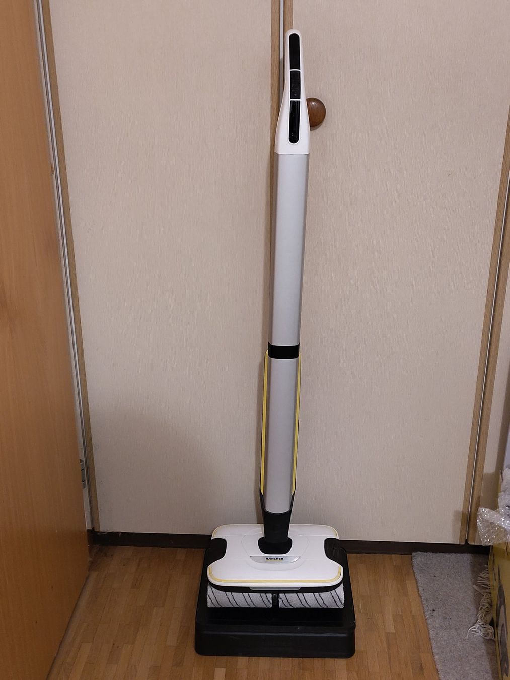 Kärcher Tutte le macchine: Balais karcher FC7 – Usato da Fribourg venduto da Delorean30