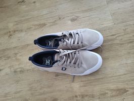 DC Schuhe Gr. 42 Neu - Perfekt für den Frühling