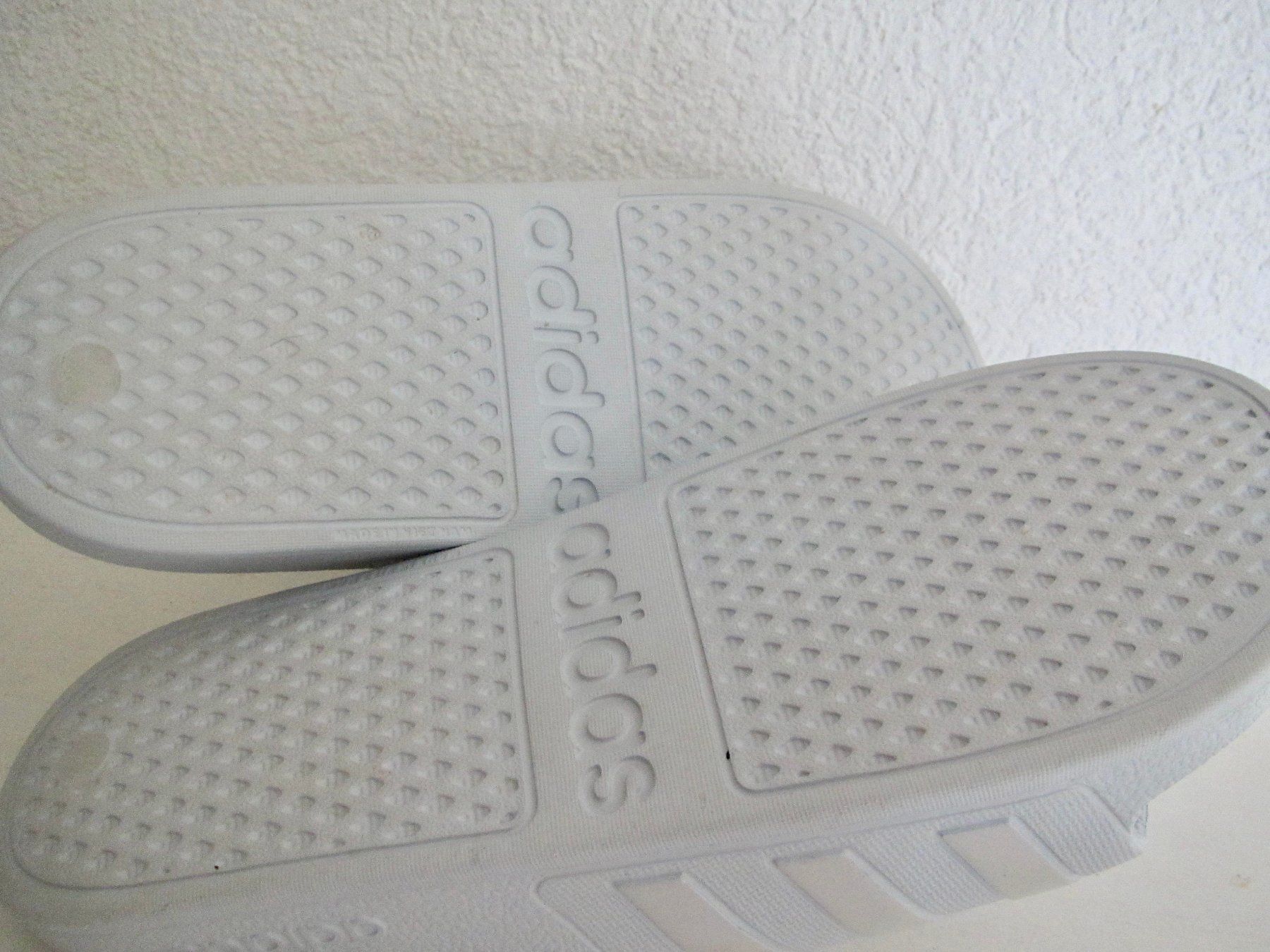 Adidas Chaussures femmes: CHAUSSURES DE BAIN ADILETTEN – Neuf (Voir description) à Murten par Selliot 3