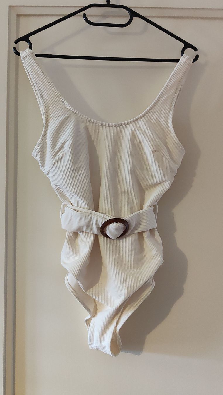 Costumi da bagno & Bikini: Eleganter Badeanzug Stylischer Einteiler mit Gürtel, Gr. S – Usato da Zürich venduto da tweetys78