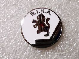 Ansteckpin 139: B.I.H.A.