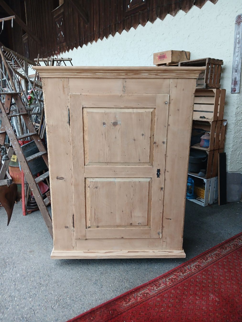 Armadi: Tannenholz Schrank  – Usato da Hagenbuch ZH venduto da bromaer