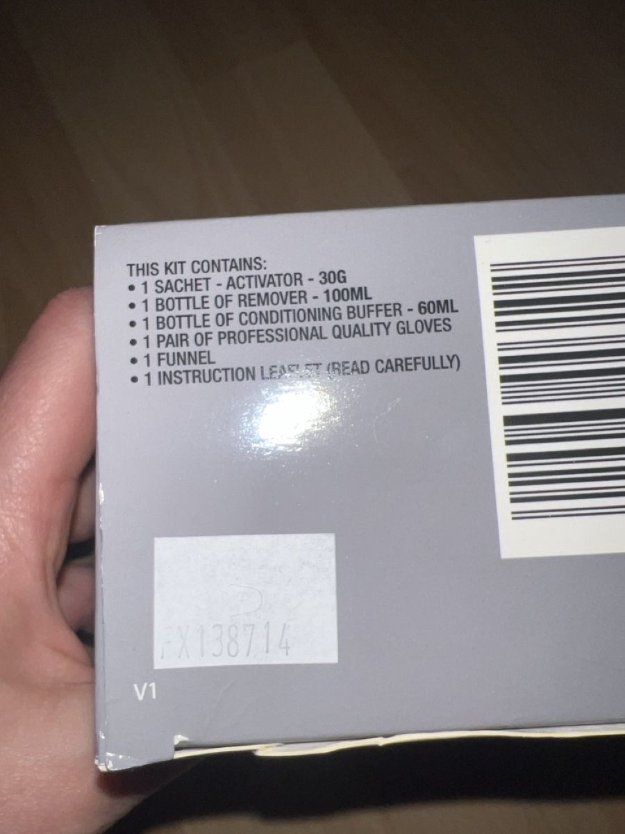 Tinte: Haarfarbenentferner Colour B4 Extra- stark, neu, OVP! – Nuovo e nell'imballaggio originale da Zug venduto da  3