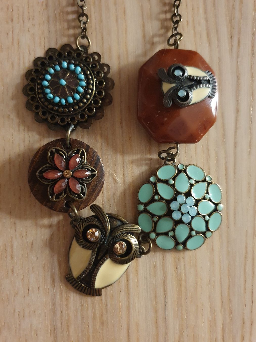 Catenine: Modeschmuck Kette Boho Stil mit Eule Anhänger Vintage Look – Usato da Thun venduto da Reb80 1
