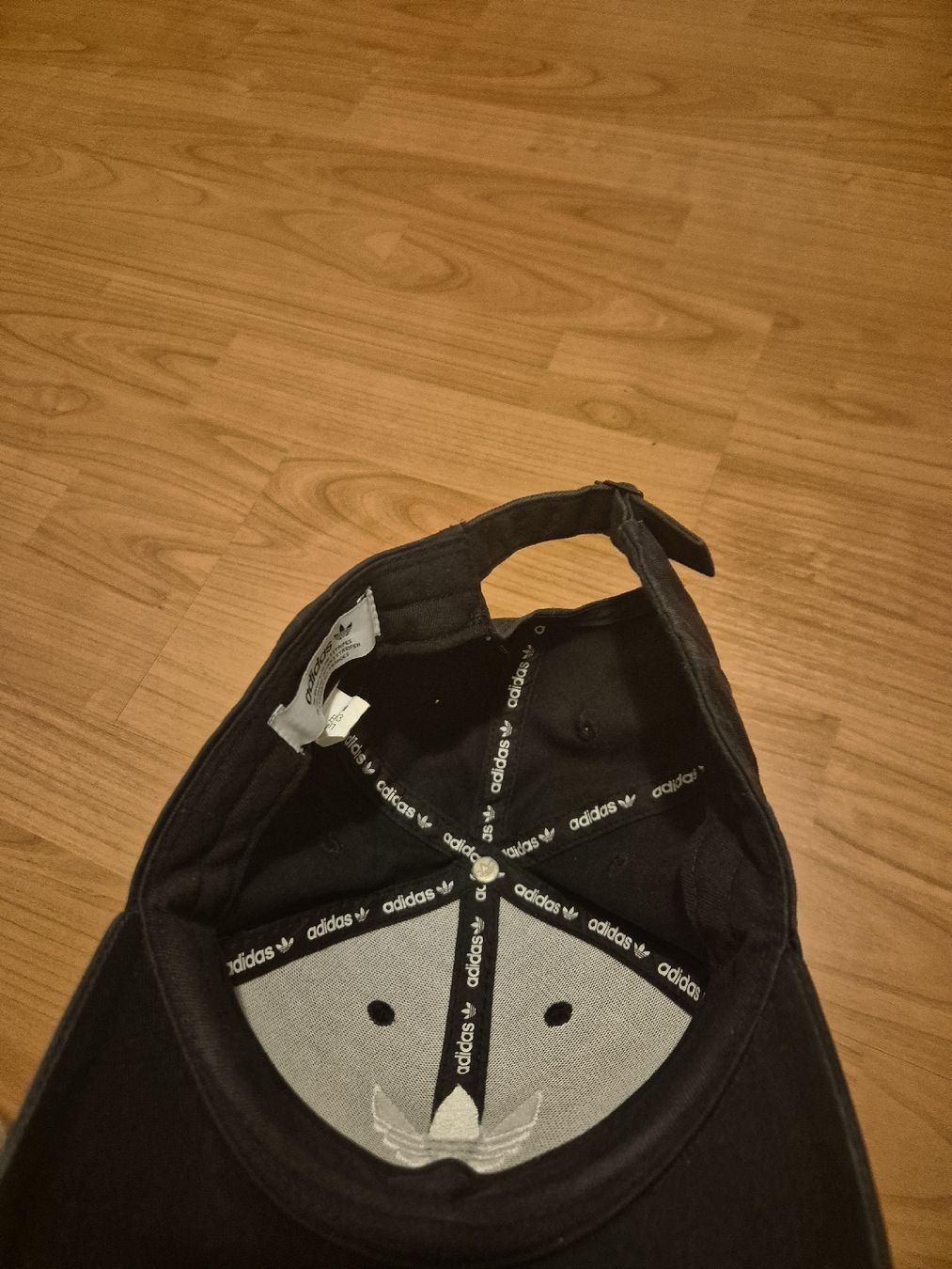 Adidas Copricapi, berretti & cappellini: Adidas Cap Hut schwarz – Usato da Belp venduto da manii__ 2