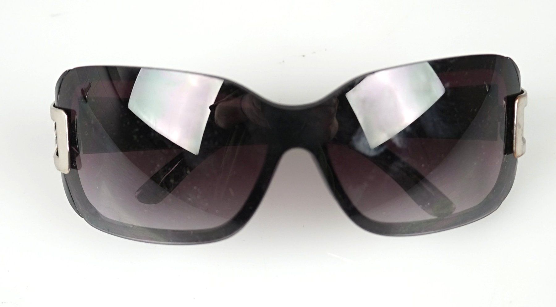 Occhiali & Lenti: Moderne Sonnenbrille – Usato da Volketswil venduto da brockipfannenstil 4