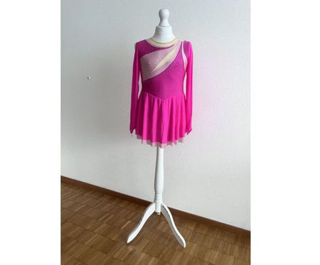 Eiskunstlauf Eislauf Kürkleid 10/ 134-140 neu mit Etikett