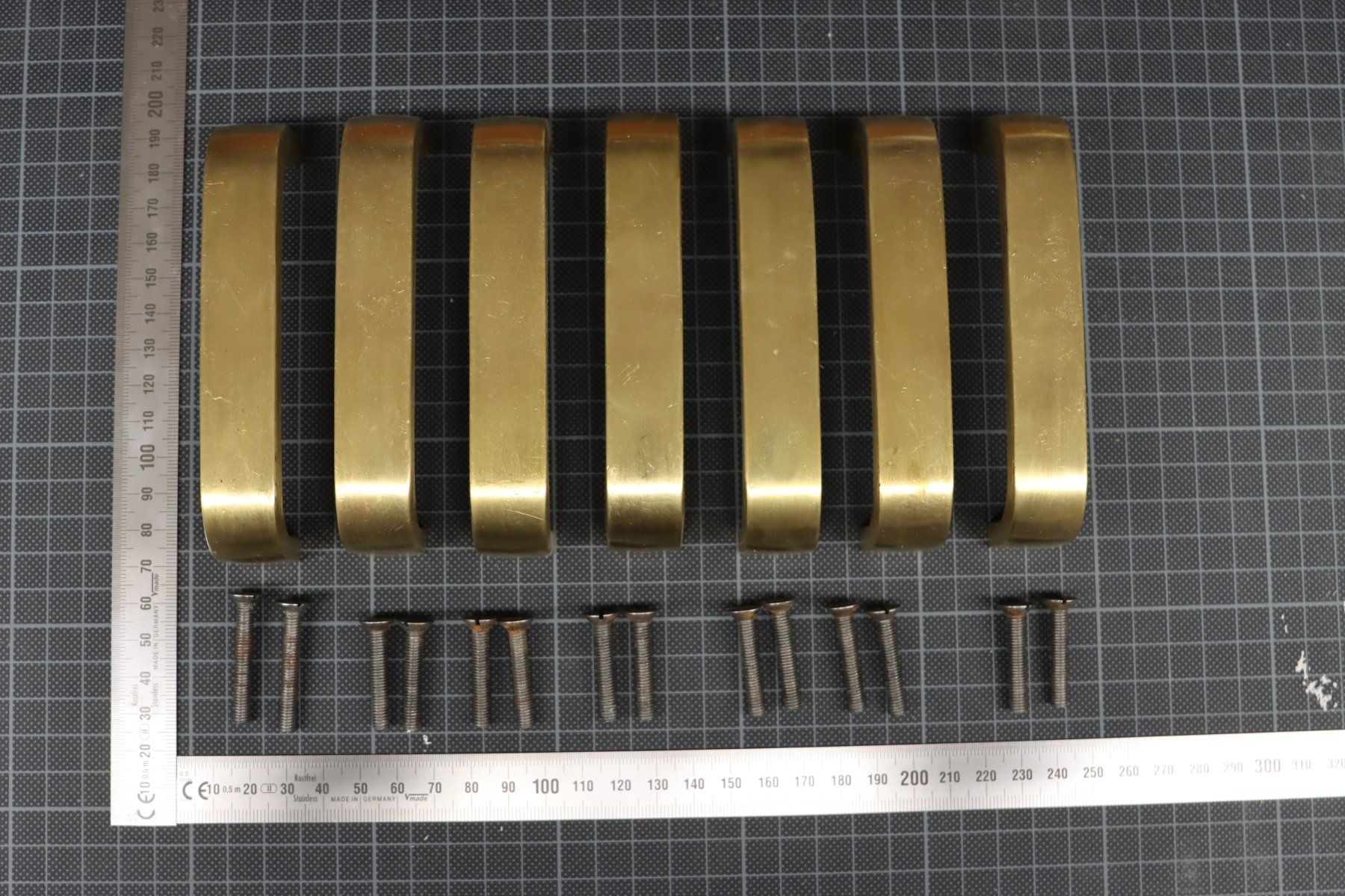 Ferramenta: Kommoden Griff Midcentury – Usato da Emmetten venduto da Super008 1