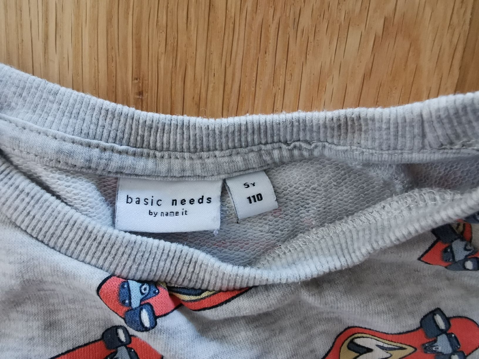Name It Maglioni & Felpe: Skater-Pullover, Grösse 110, – Usato da Seuzach venduto da Tureda 3
