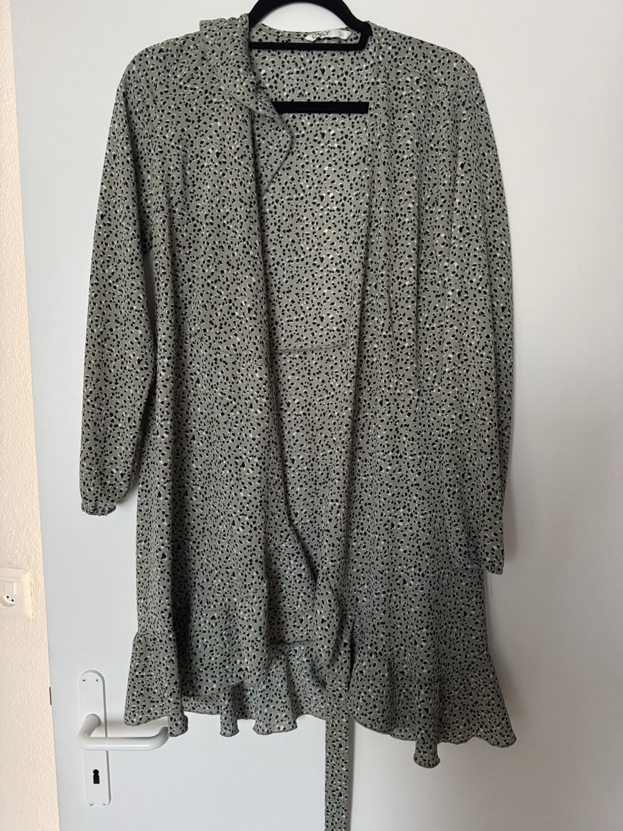 Only Vestiti: Bindekleid von Only Grösse 38 – Nuovo (secondo la descrizione) da Belp venduto da Secondhand11 1