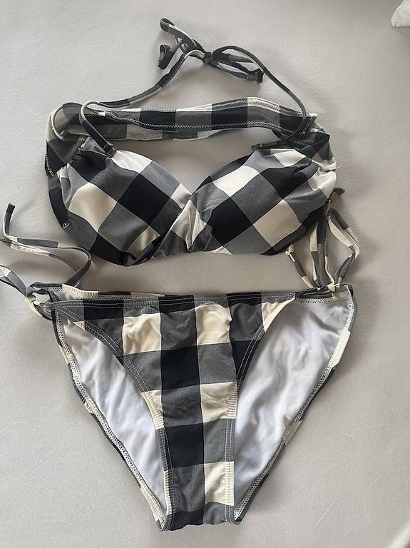 Costumi da bagno & Bikini: Bikini schwarz weiss kariert Gr. S – Usato da Hütten venduto da bri_kkp6
