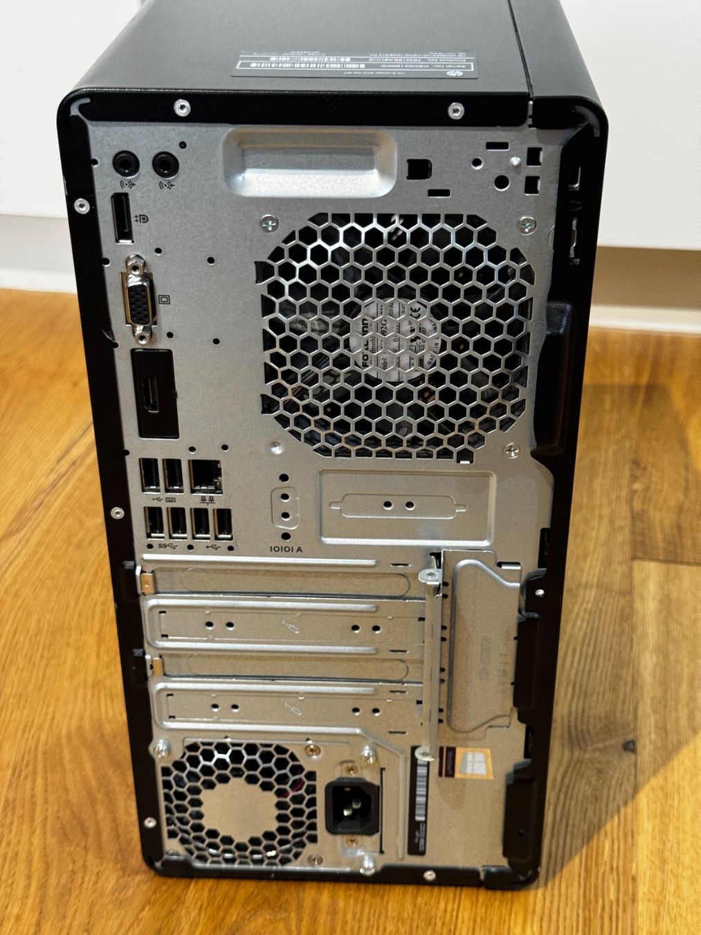 Hewlett Packard PC: HP ProDesk 400 G6 MT – Usato da Flawil venduto da lightstorm77 3