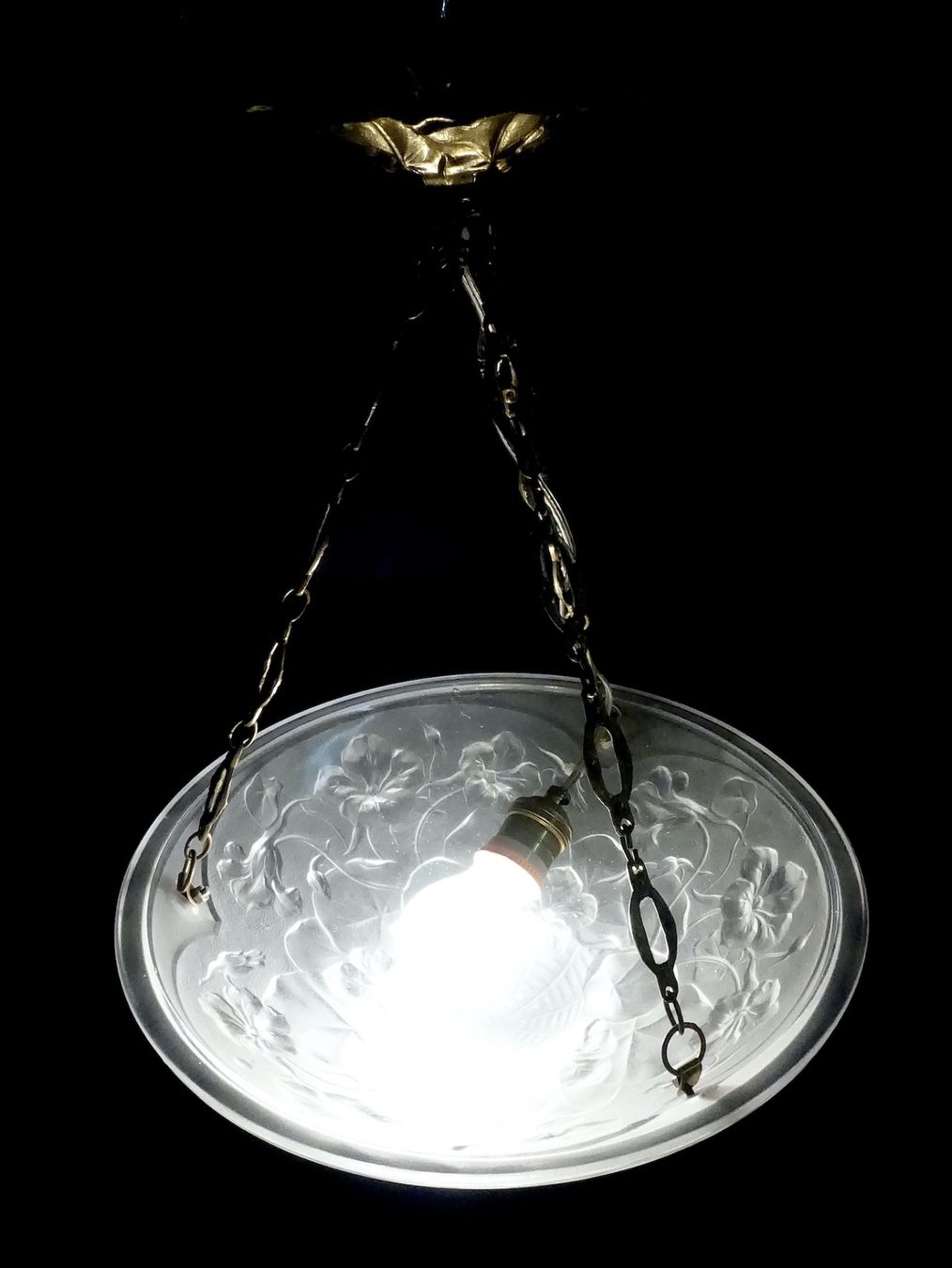 Kronleuchter & Deckenlampen: Antiker Deckenleuchter Art Deco – Gebraucht aus Rumlikon von Ambiente_Brocante 3