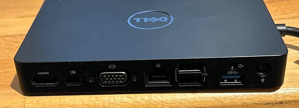 Docking station: Dockingstation Dell WD15 inkl. Netzteil – Usato da Aarau venduto da Slaxx 1