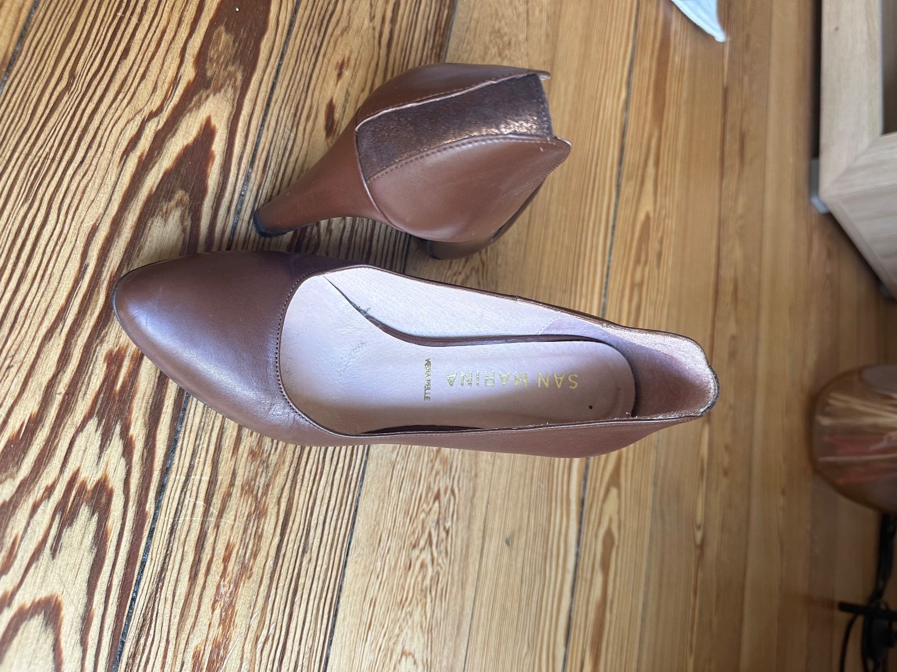 Scarpe da donna: Escarpins marrons – Usato da Genève venduto da van_p6nr