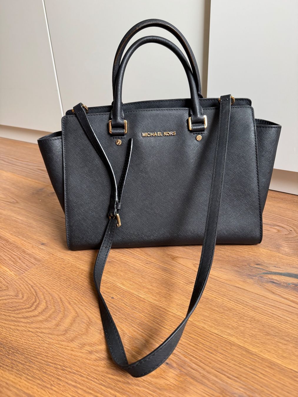 Michael Kors Borse da donna: Michael Kors Handtasche, schwarz – Usato da Triesen venduto da atos87 2