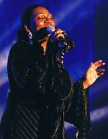 Boney M - Liz Mitchell 1952- Autogramm signiert Foto 20x25cm