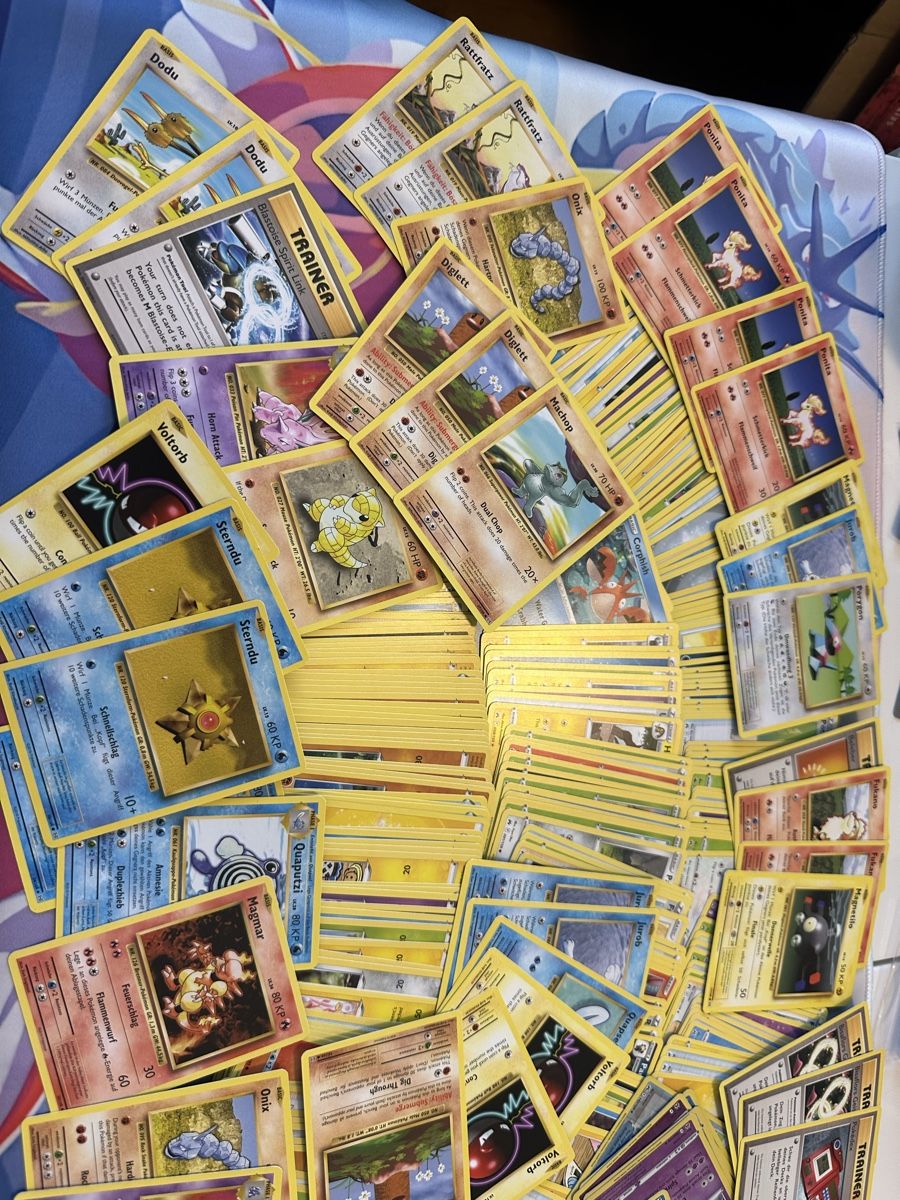 Pokémon Sammelbilder & Trading cards: Pokemon Karten Sammlung, viele verschiedene, ab1.- – Gebraucht aus Muttenz von keve999 1