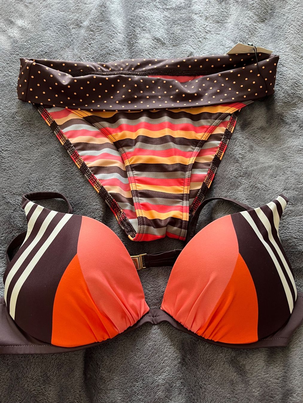 Costumi da bagno & Bikini: Swimsuit new size S – Nuovo (secondo la descrizione) da Chêne-Bougeries venduto da Seetooyoo