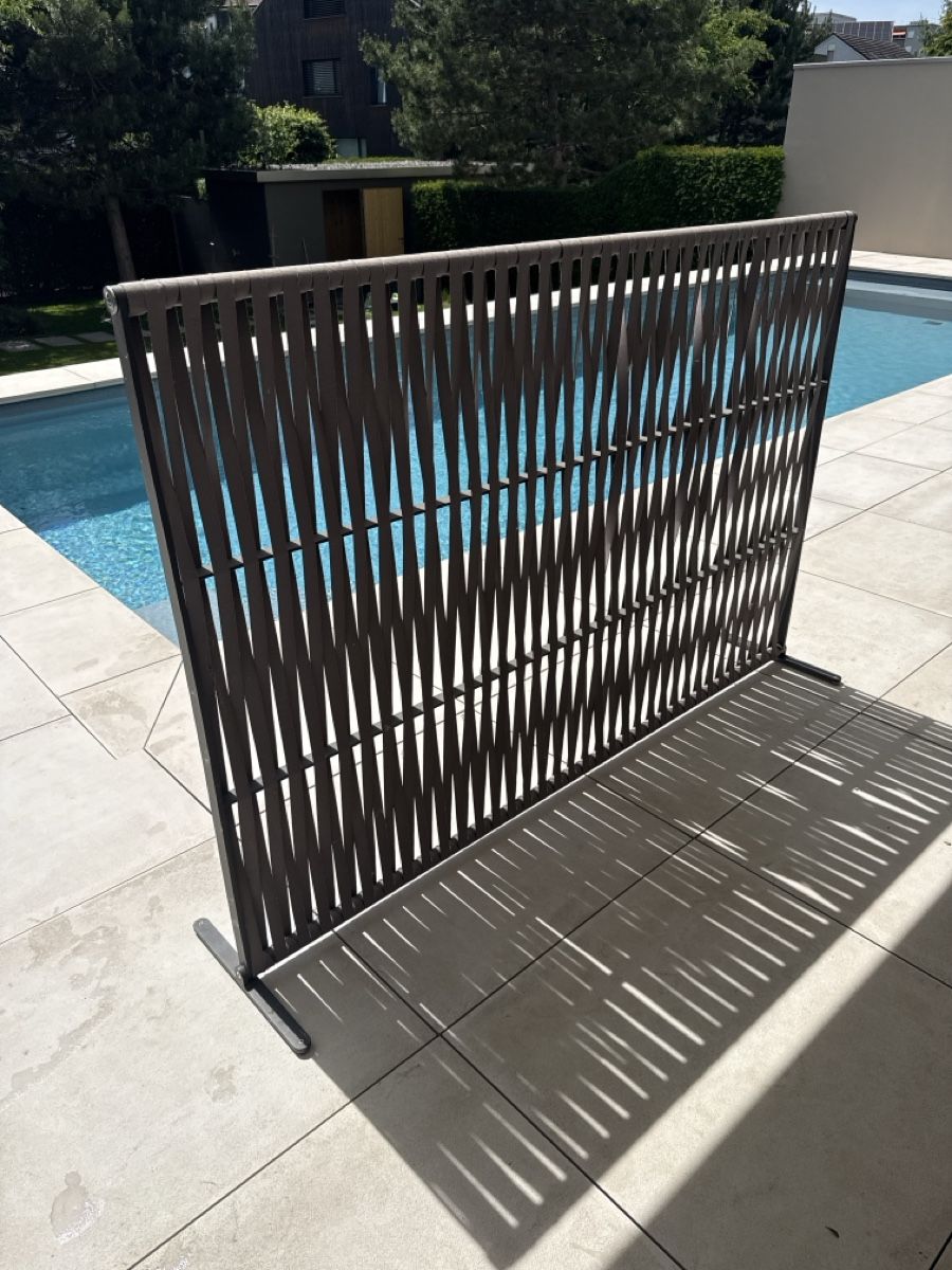 Tende da sole: RODA Horizontaler Sichtschutz Windschutz WING 002 – Usato da Müllheim Dorf venduto da Hoernlimann