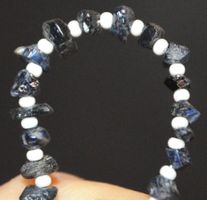 Mineralien Set L-5026– ca.50 Stück Blauer Saphir gebohrt 4-6