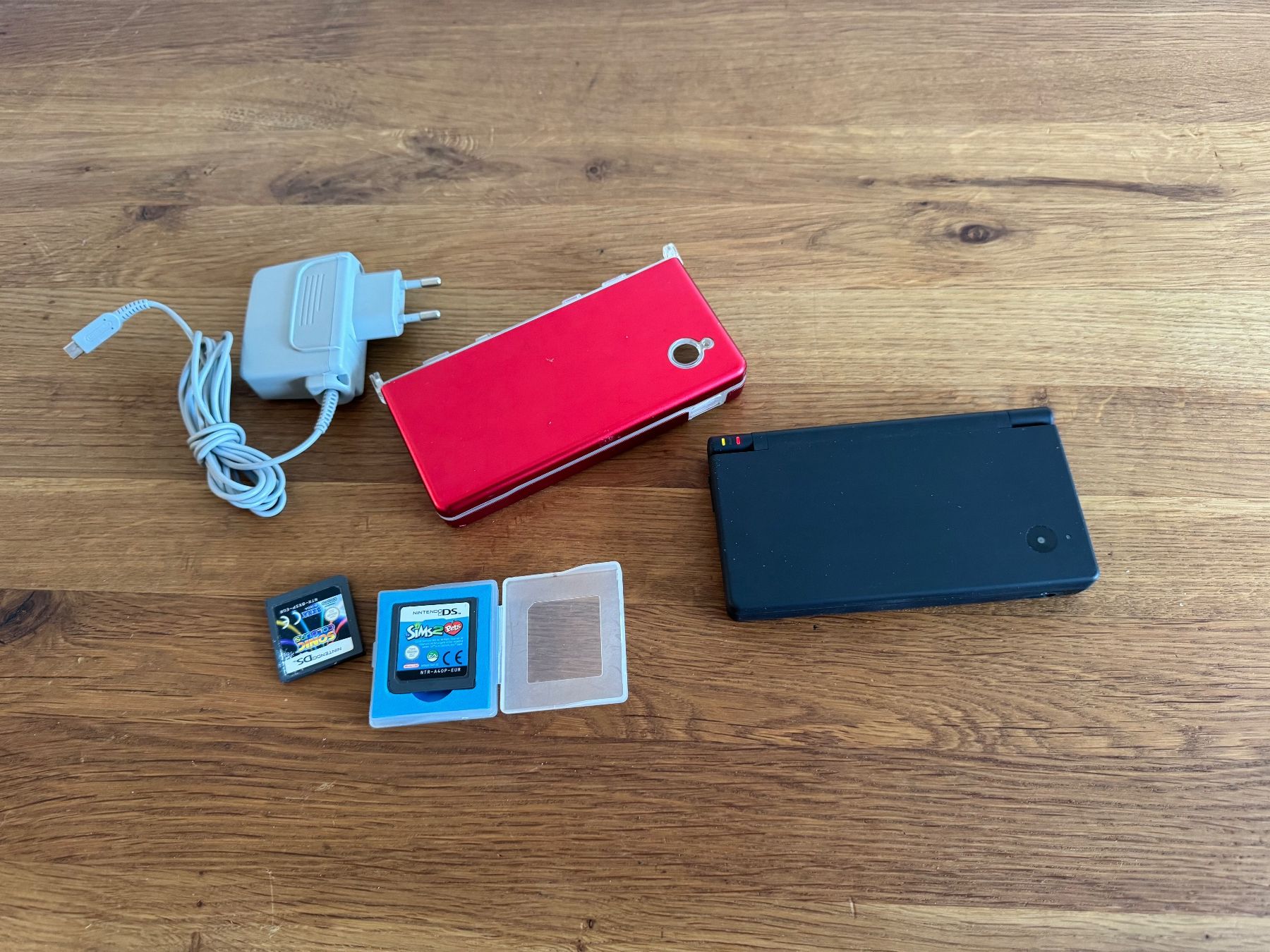Nintendo Konsolen: Nintendo DSi – Gebraucht aus Frauenfeld von dilili 1