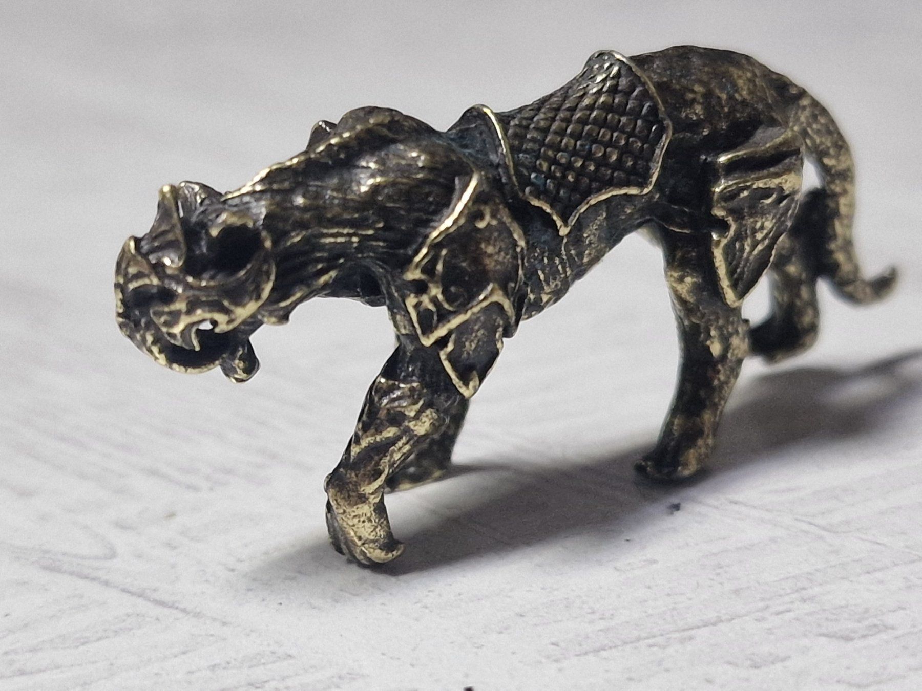 Statuette: Tiger aus Messing – Nuovo (secondo la descrizione) da Uerkheim venduto da Justi.y 3
