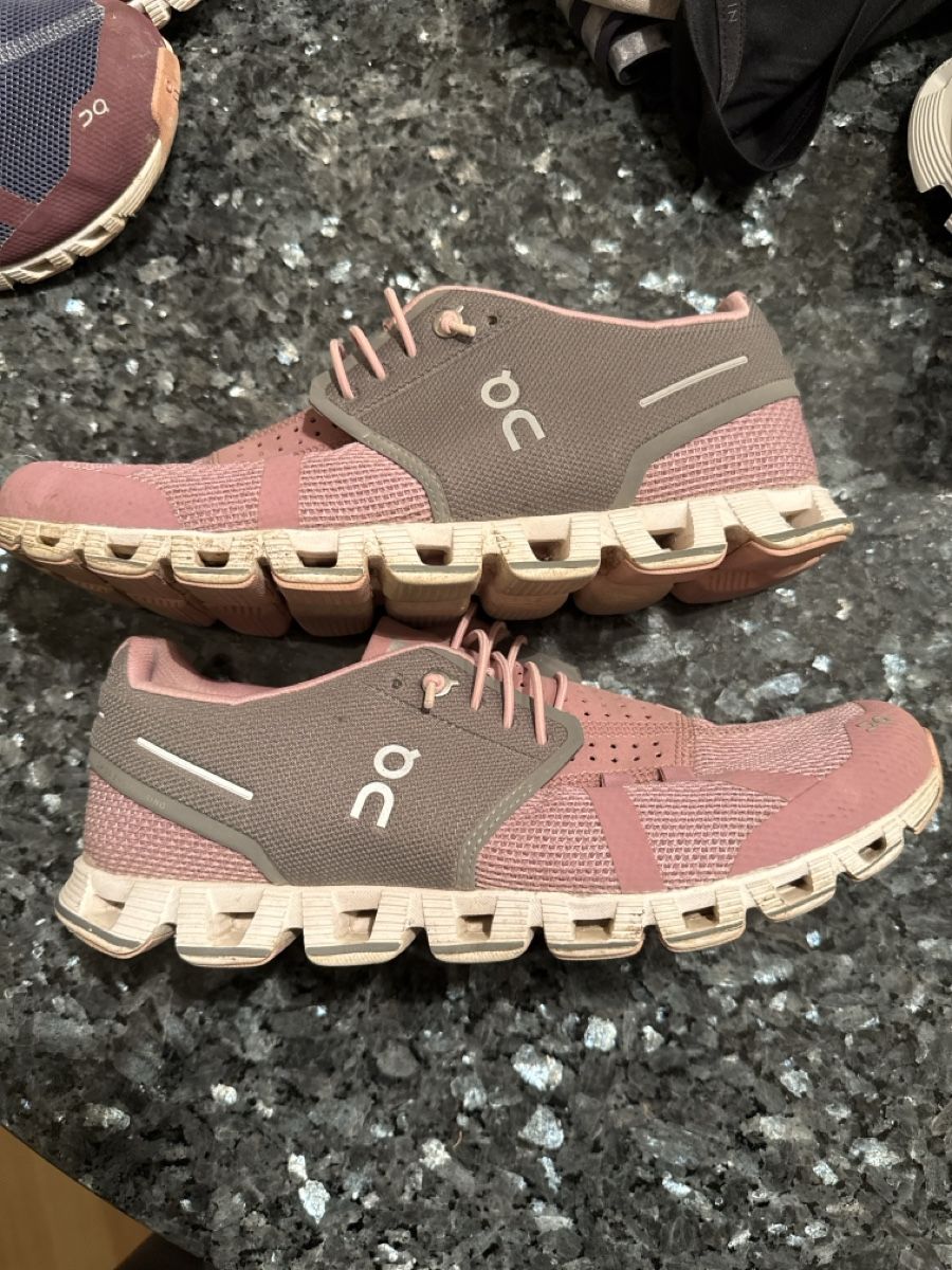 Scarpe da donna: Turnschuhe On – Usato da Muotathal venduto da sin_pdj6 2