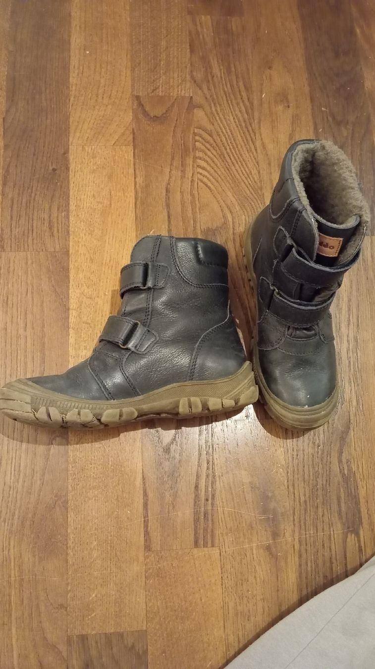 Froddo Schuhe für Jungen: Froddo Winterschuhe Grösse 33 – Gebraucht aus Zug von gingerale30 1