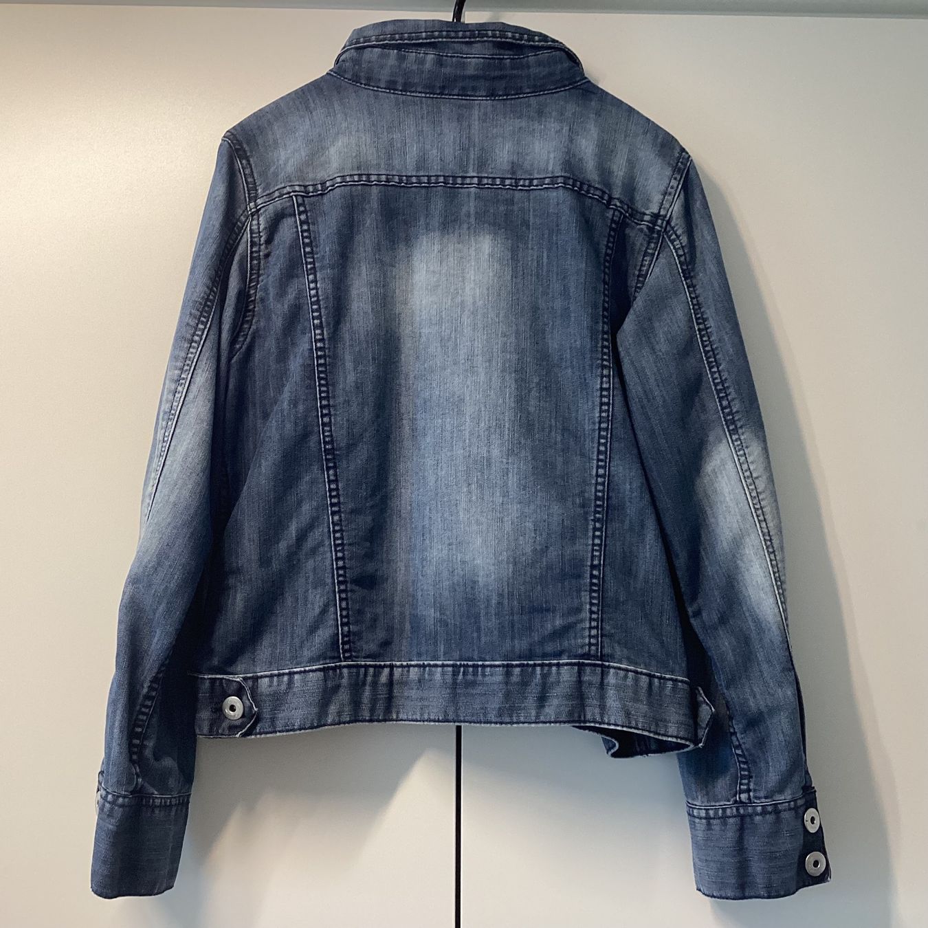 Giacche: Jeans Jacke okay / Gr. 44 – Usato da Riehen venduto da Bibo 2