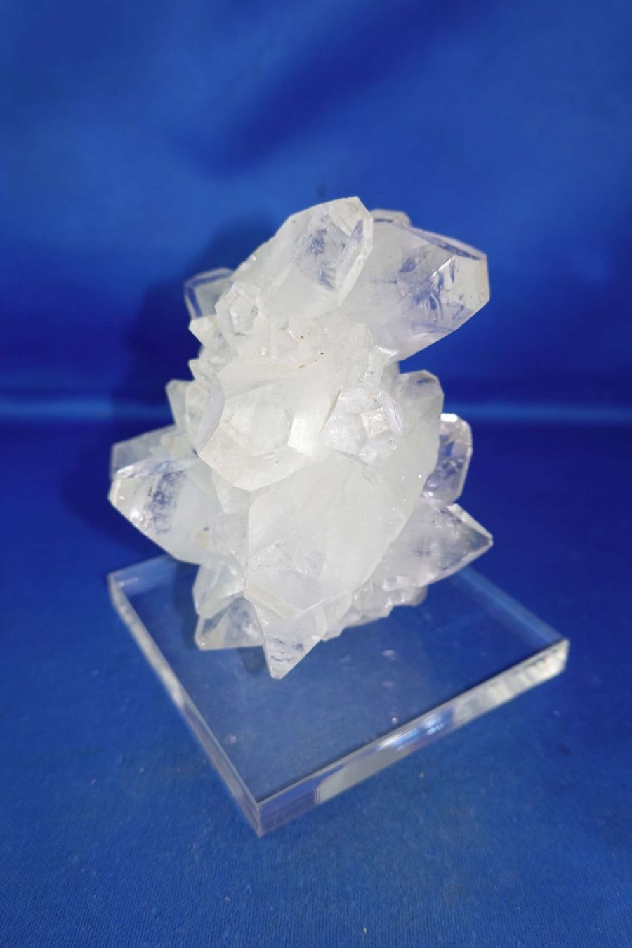 Minerali & Pietre curative: Apophylit – Usato da Schinznach Bad venduto da Demerald 1