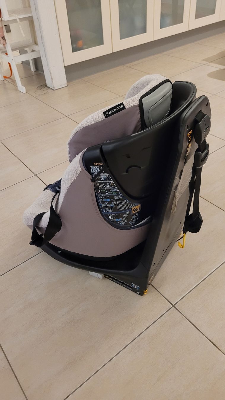 Maxi-Cosi Seggiolini per auto: Maxi-Cosi Kindersitz mit Sommerbezug – Usato da Stachen venduto da Cheran-A 6