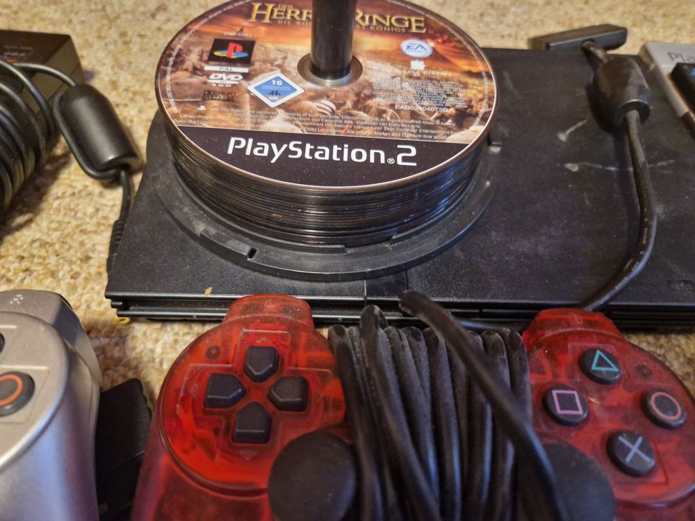 PS2 Slim / 3 Controller / 17 Spiele Kaufen auf