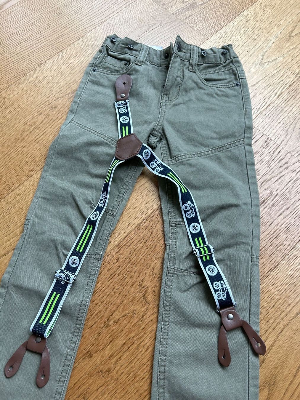Pantalons: Jeans Hose Gr.110/116 – Neuf (Voir description) à Rothrist par szc_9dg5 3