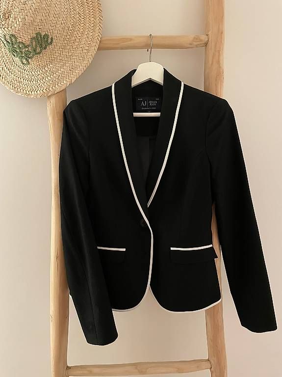 Armani Completi & Tailleur: Armani Jeans Blazer schwarz/weiss Gr. S – Nuovo (secondo la descrizione) da Meilen venduto da SabrinaK1992 1