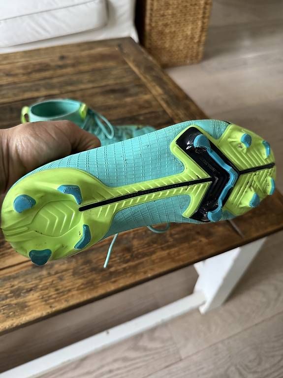 Herrenschuhe: Nockenschuhe Nike Mercurial – Gebraucht aus Zürich von annesophie81 1