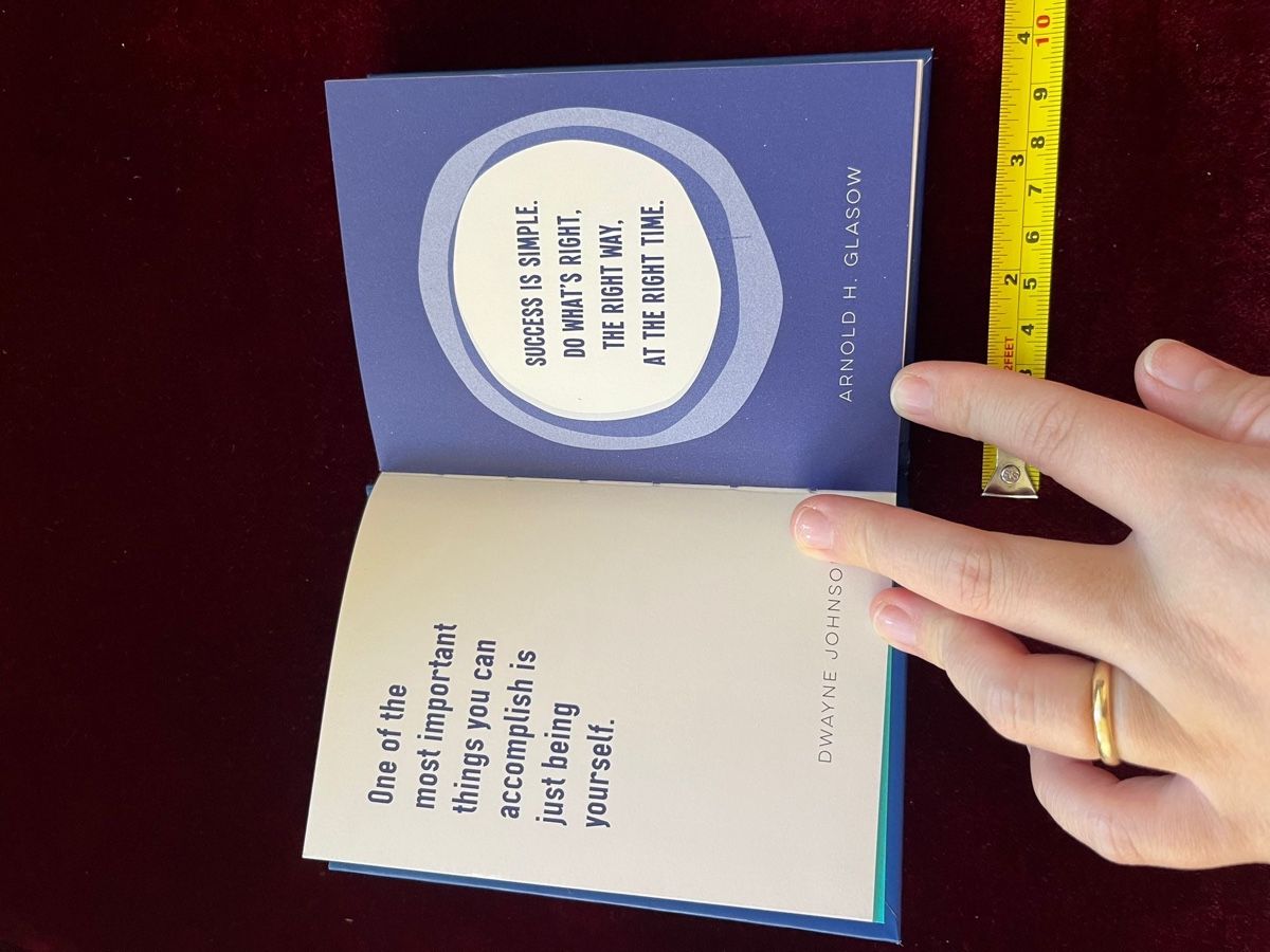 Libri: Motivation Book Dream Believe Achieve Small Format New – Usato da La Punt Chamues-ch venduto da yan_ptw6 1