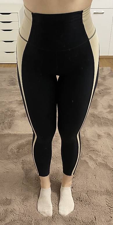 Leggings: Nike Leggins schwarz/beige – Usato da Gerzensee venduto da mil_792n 2