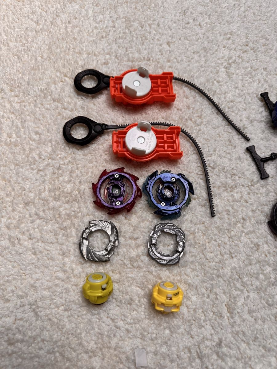 Hasbro Giocattoli: Beyblade set +Arena – Usato da hägglingen venduto da tamayra 7