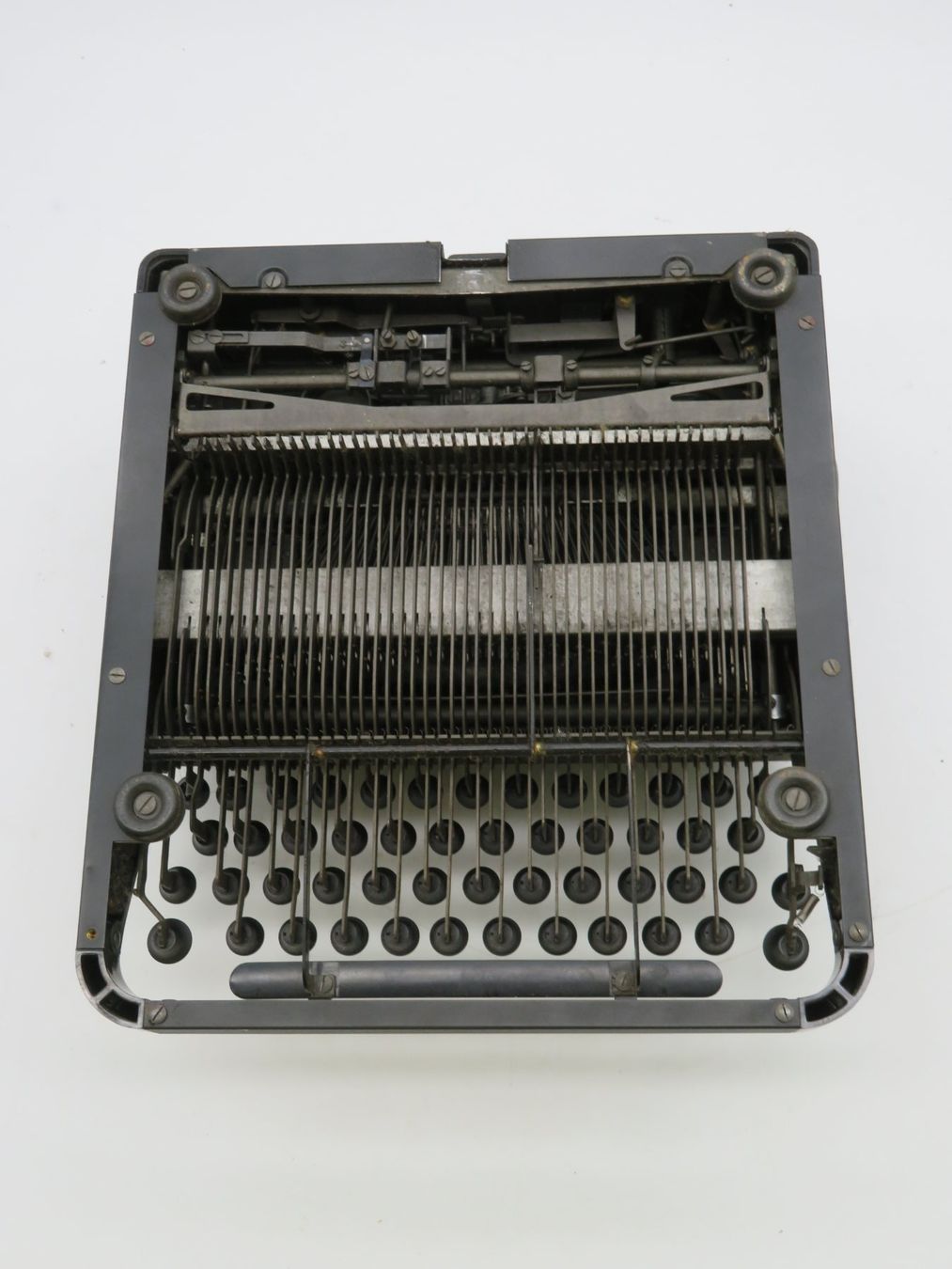 Schreibmaschinen: Vintage Ruft Schreibmaschine – Gebraucht aus Reinach BL von WBZ-Flohmarkt 5