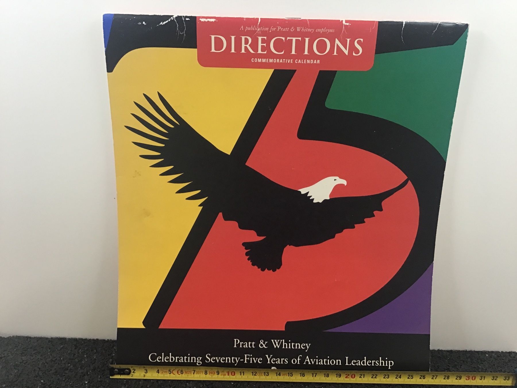 Bücher: DIRECTIONS COMMEMORATIVE CALENDAR – Gebraucht aus Männedorf von Spezial-Modelle