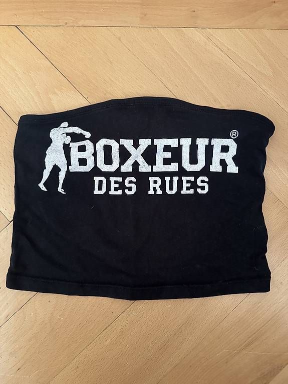T-shirt: Boxeur des Rues Crop Top  – Usato da Zürich venduto da val_99cm