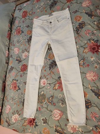 weisse skinny Jeans, 38 (klein geschnitten, eher 36), Zara