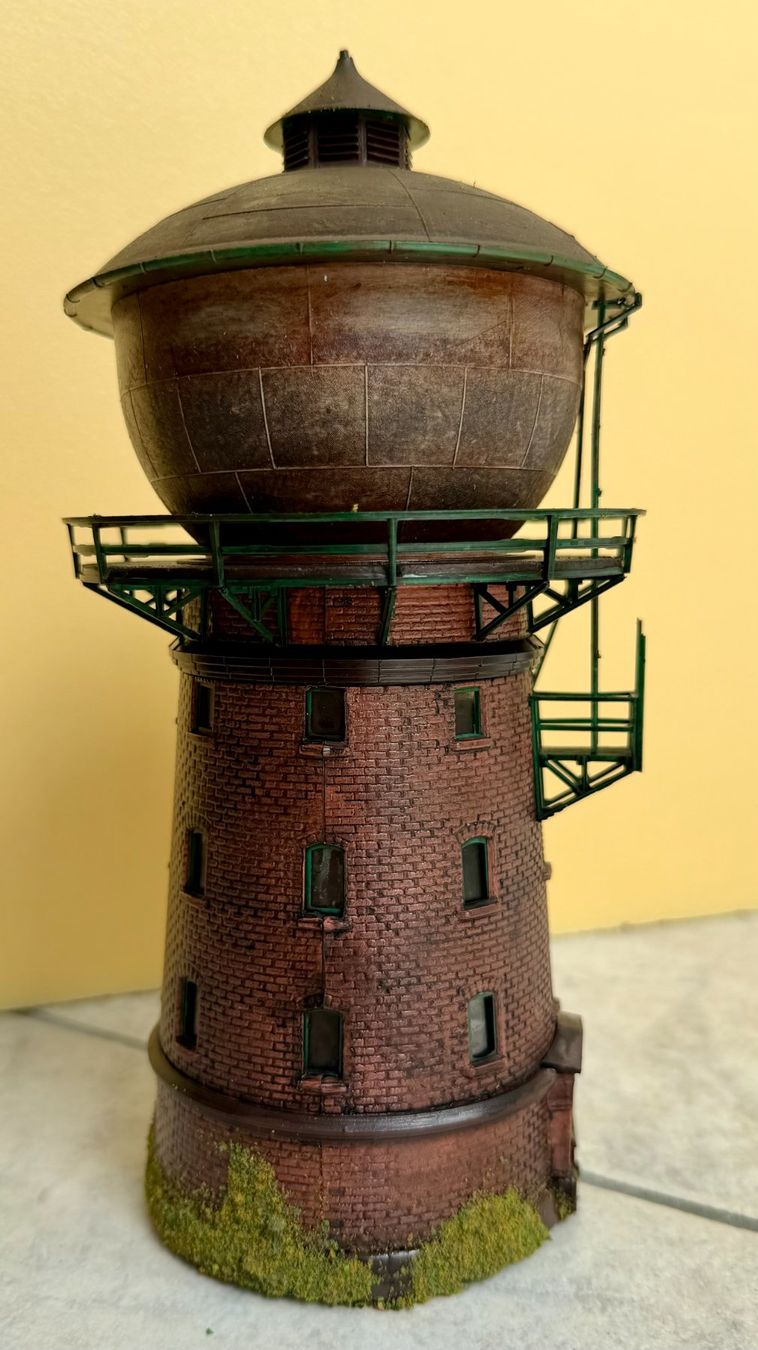 Modellini di ferrovie: Wasserturm von Kibri - Spur HO! – Usato da Steffisburg venduto da Calceolaria 1