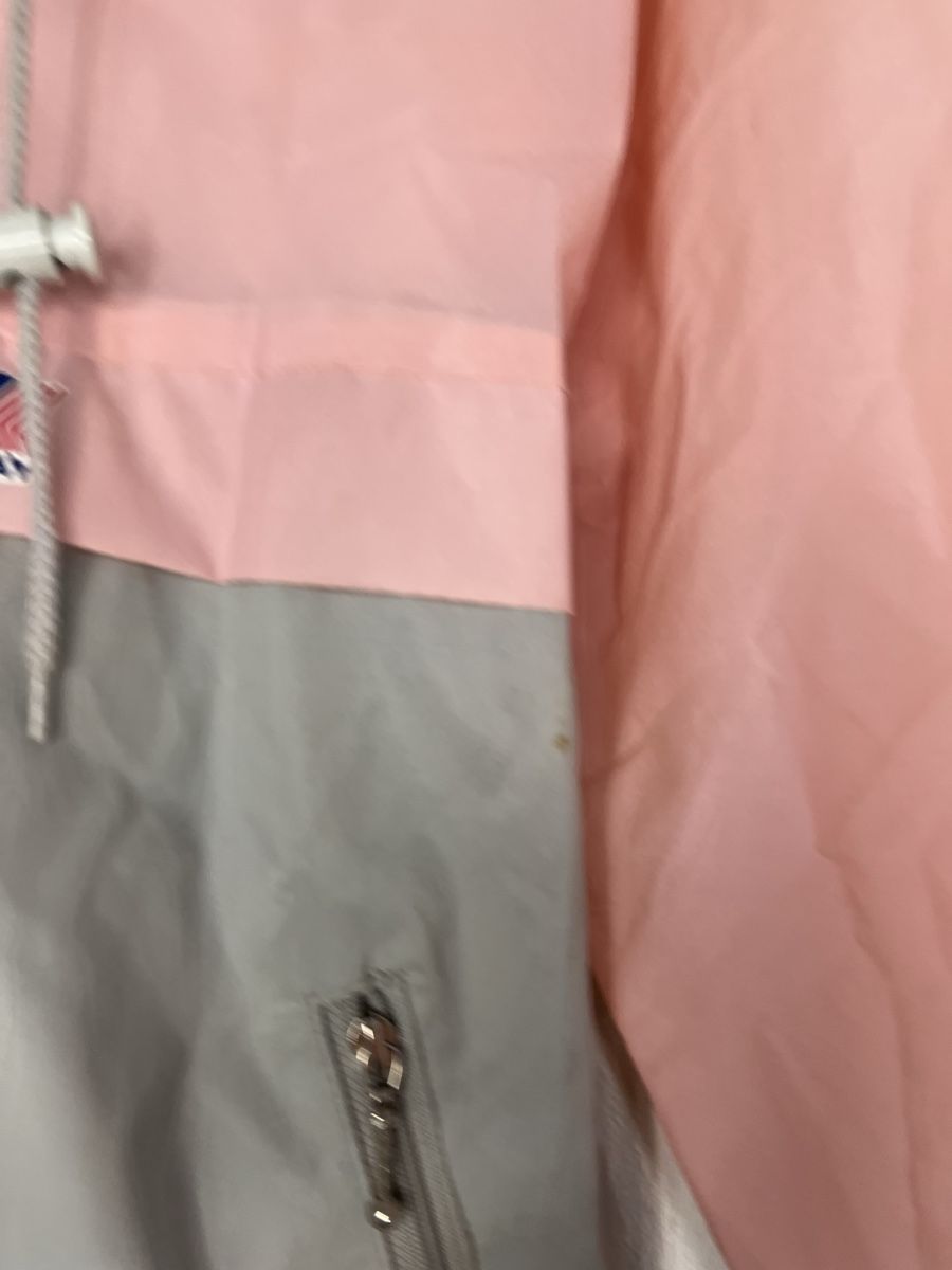 Manteaux: Windbreaker K-Way jacket pink grey size S  – D'occasion à Lausanne par Danash 2