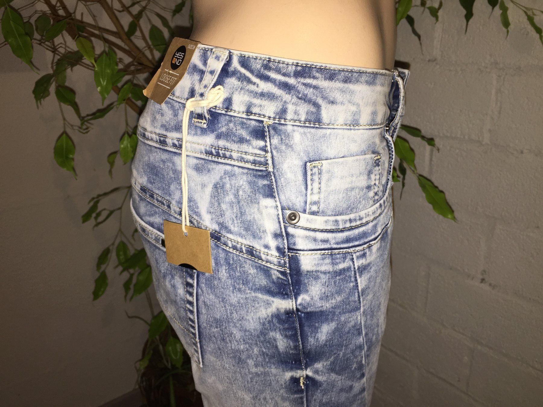 Maddison Jeans: Jeans MADDISON  Taille 40 Neuf LOOSE FIT – Neu und originalverpackt aus Cossonay-ville von Super-Price-Quality 3